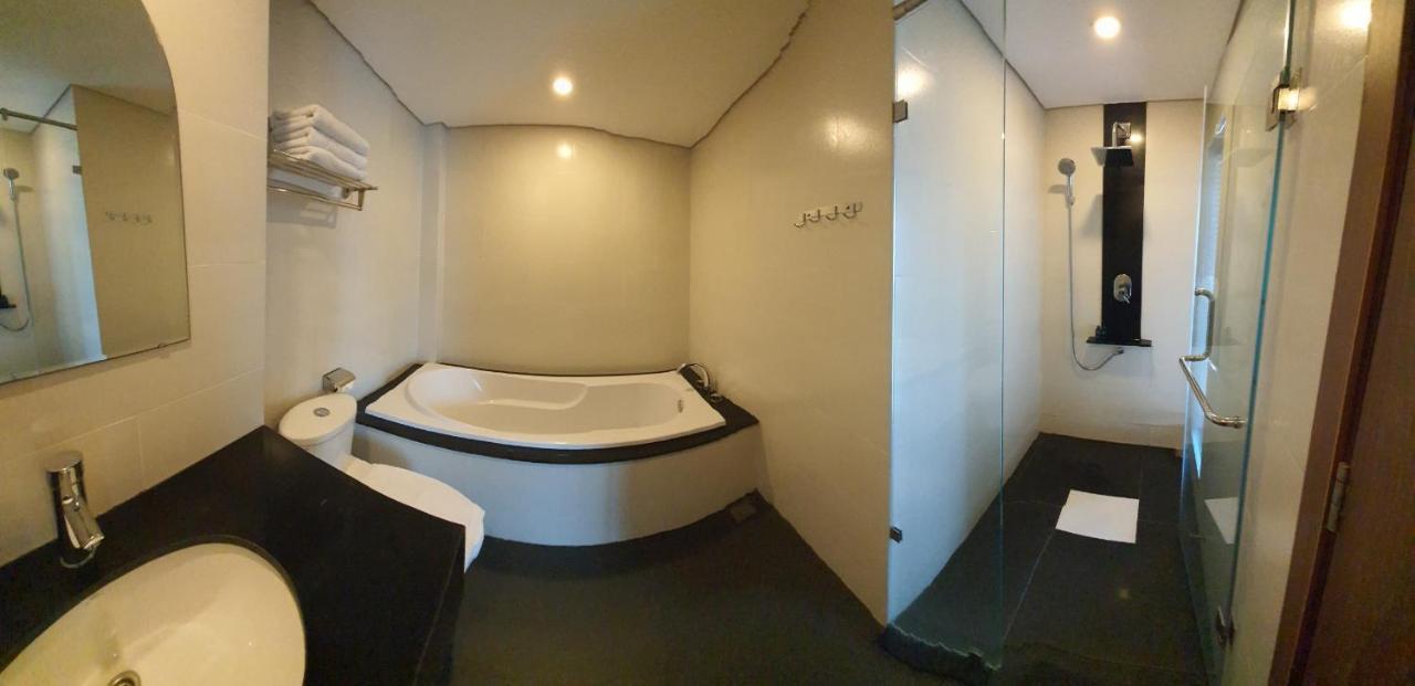 Gemini Saigon Hotel & Apartment Ho Chi Minh-stad Buitenkant foto