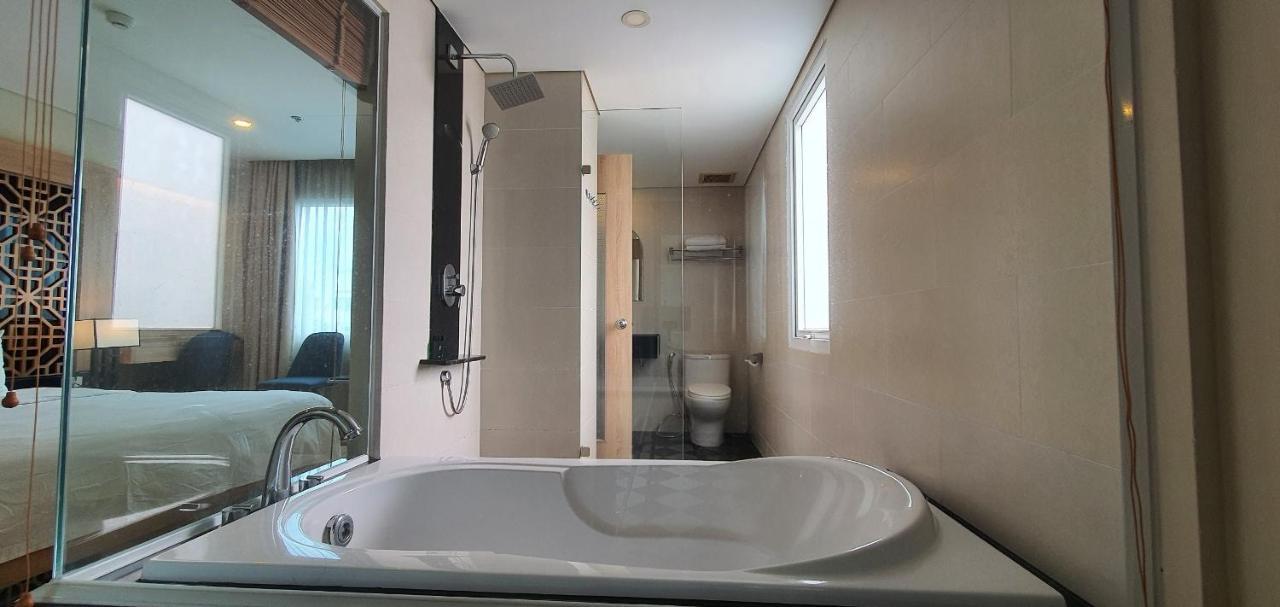 Gemini Saigon Hotel & Apartment Ho Chi Minh-stad Buitenkant foto