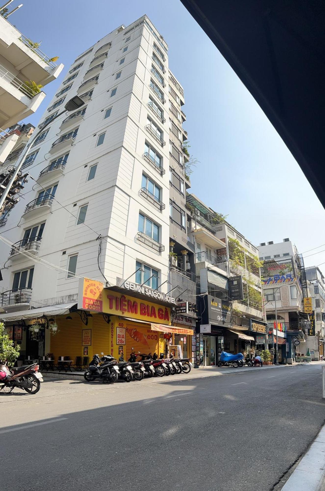 Gemini Saigon Hotel & Apartment Ho Chi Minh-stad Buitenkant foto