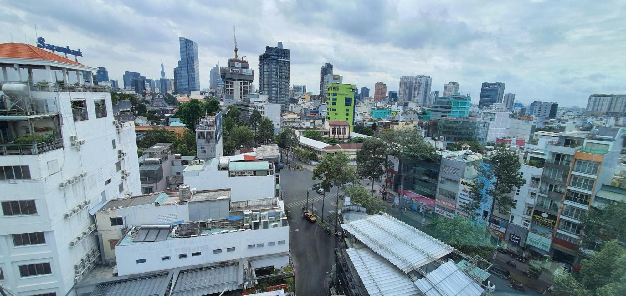 Gemini Saigon Hotel & Apartment Ho Chi Minh-stad Buitenkant foto